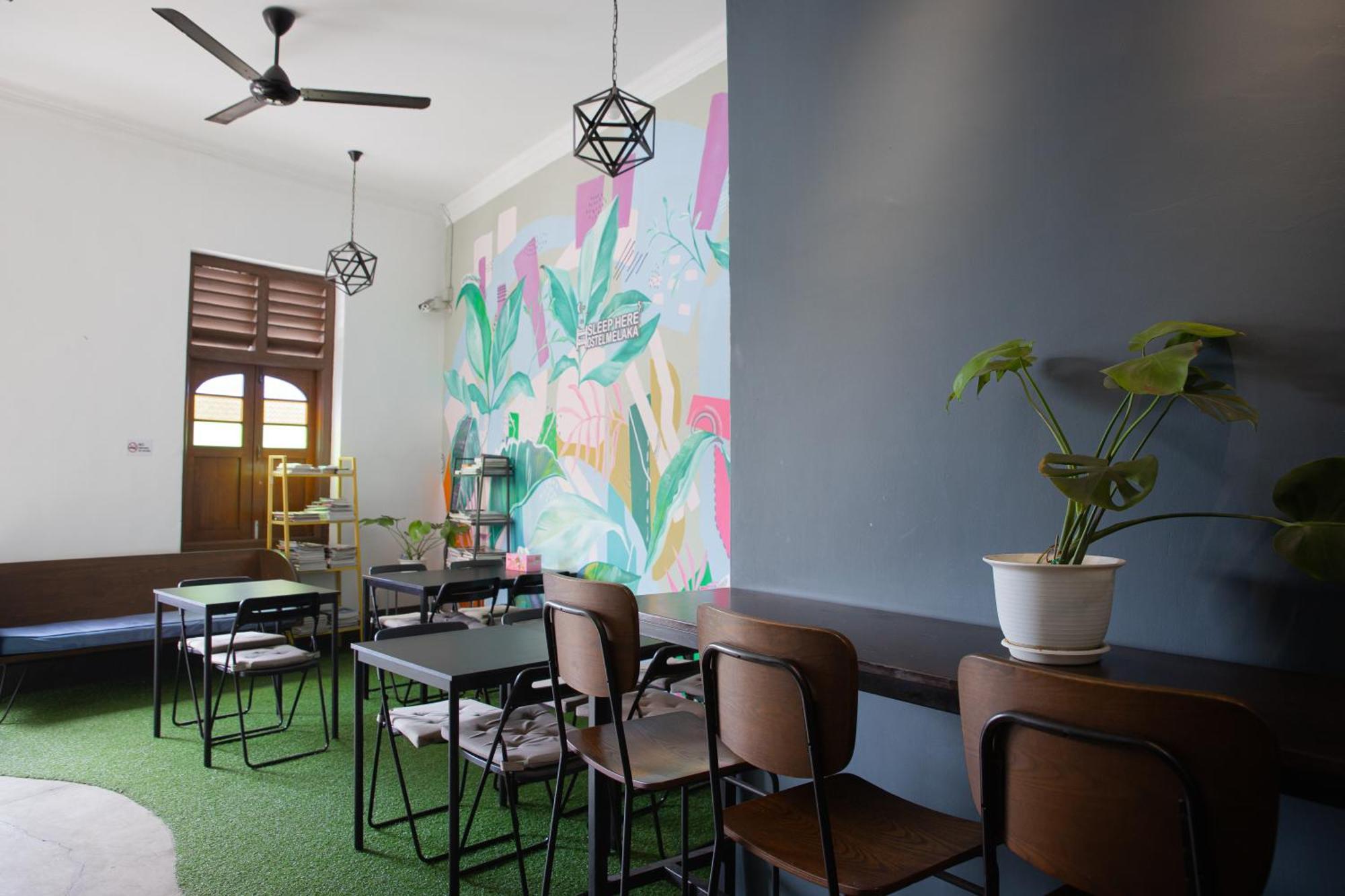 Sleep Here Hostel, Melaka Bagian luar foto